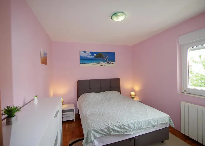 Julije Apartmán Pula