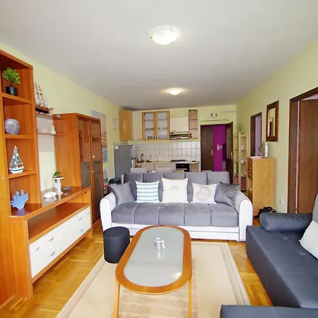 Appartement Julije *